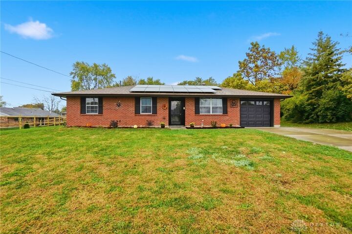 Property Photo:  7247 Camrose Court  OH 45424