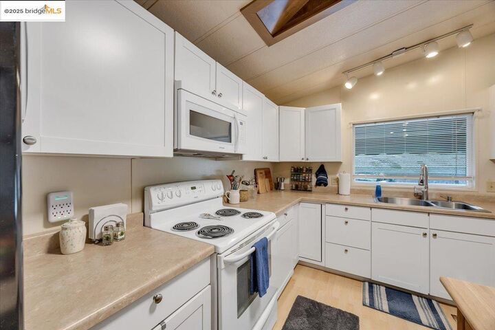 Property Photo:  14192 Tuolumne Rd #67  CA 95370 