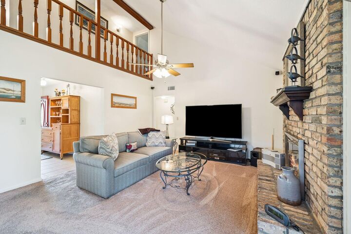 Property Photo:  370 Dawn Lane  FL 32569