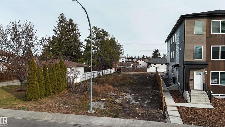 Property Photo:  9833 154 Street NW  AB T5P 2G5 