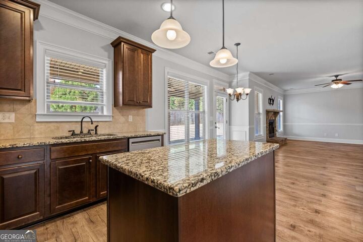 Property Photo:  1510 Walking Horse Trail  GA 30041 