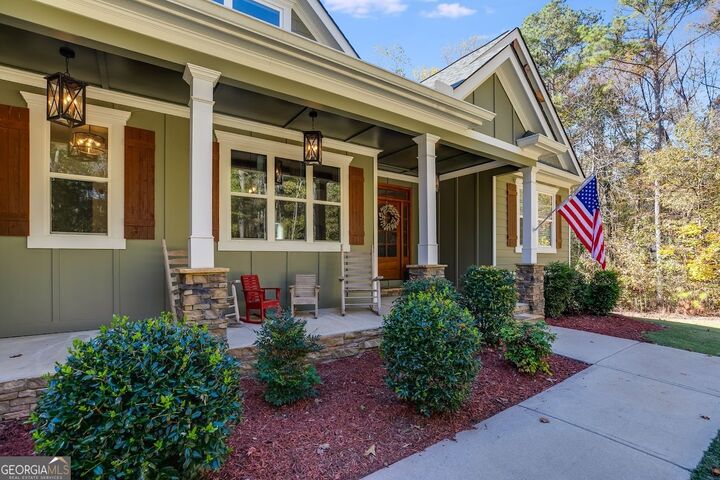 Property Photo:  1001 Glenloch Road  GA 30170 