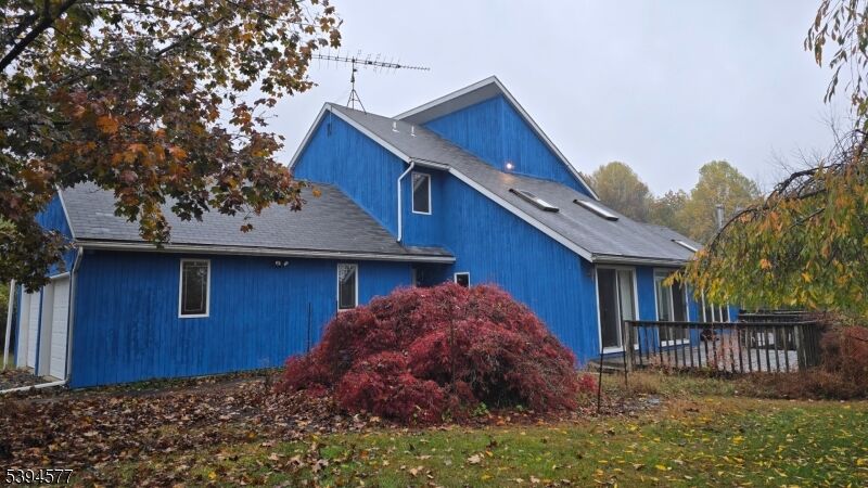 Property Photo:  5 Karen Dr  NJ 07825 