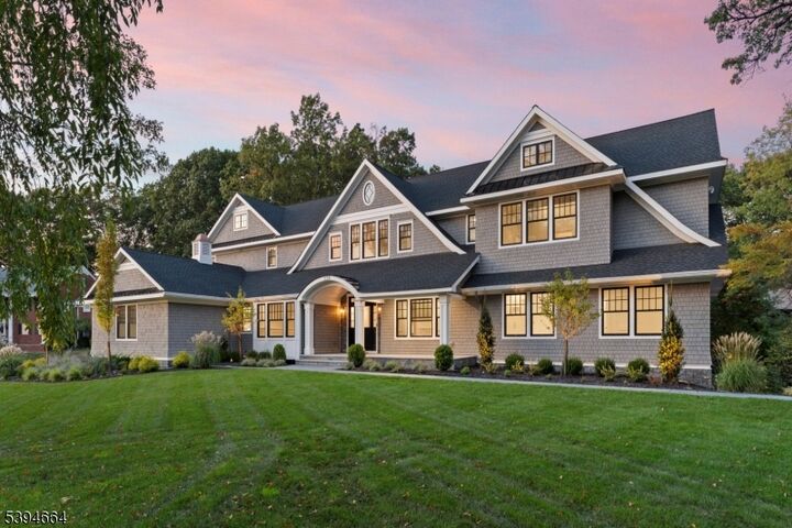 330 Hartshorn Dr  Millburn Twp. NJ 07078 photo