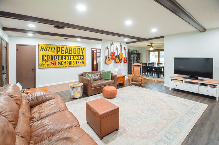 Property Photo: 73 Lisa Ln MS 39759