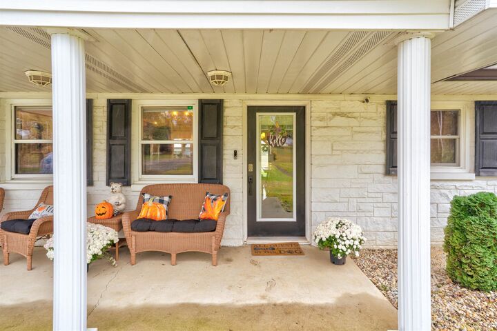 Property Photo:  5462 US Highway 60 E  KY 42420