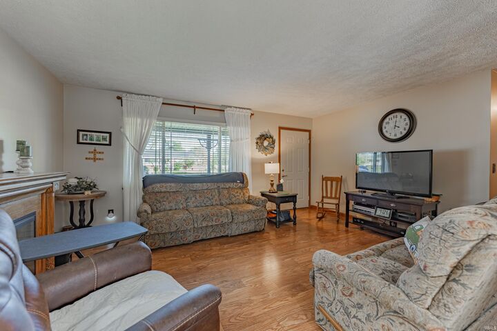 Property Photo:  2508 Woods Drive  IN 47638