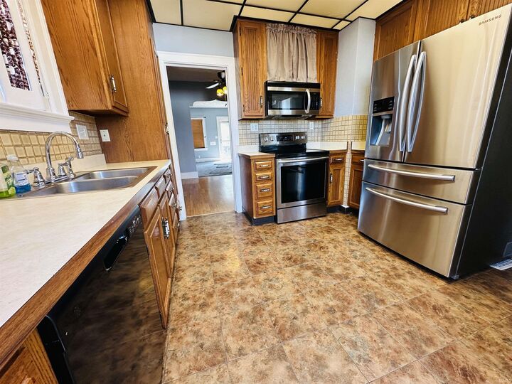 Property Photo:  328 Keck Avenue  IN 47711 