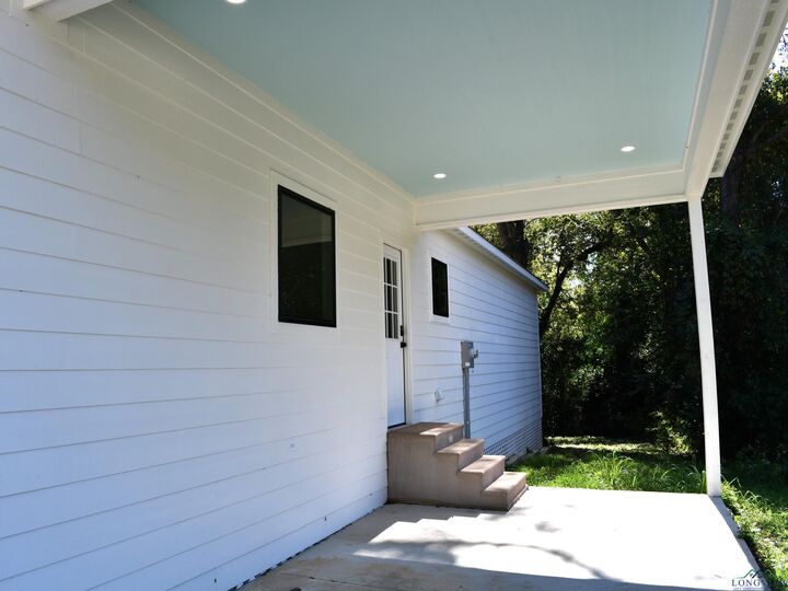 Property Photo:  1204 E Rusk  TX 75670 