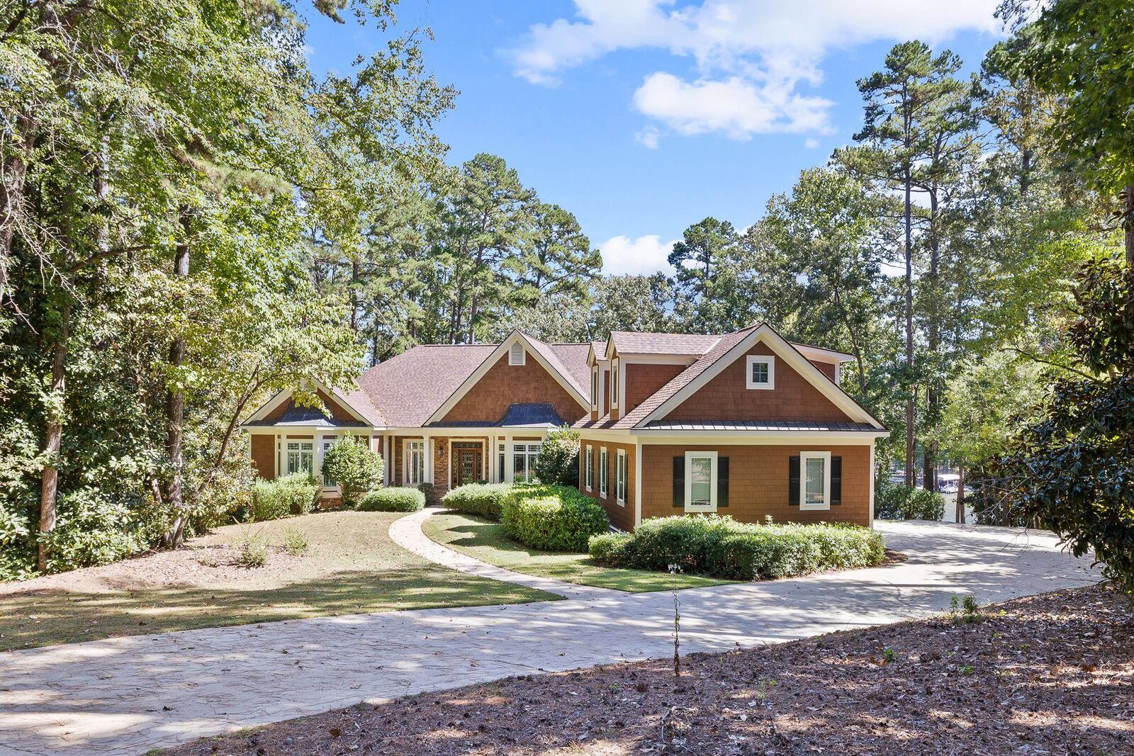 Property Photo:  1211 Curtright Place  GA 30642 
