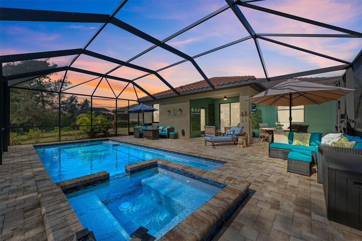 Property Photo:  20930 Valore Court  FL 34293