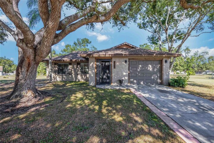 5707 Deer Hollow Lane W  Sarasota FL 34232 photo