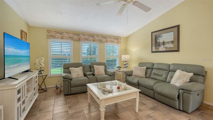 Property Photo:  4176 Vallarta Court 3033  FL 34233