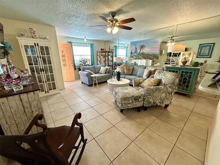 Property Photo:  4183 66th Street Circle W 4183  FL 34209