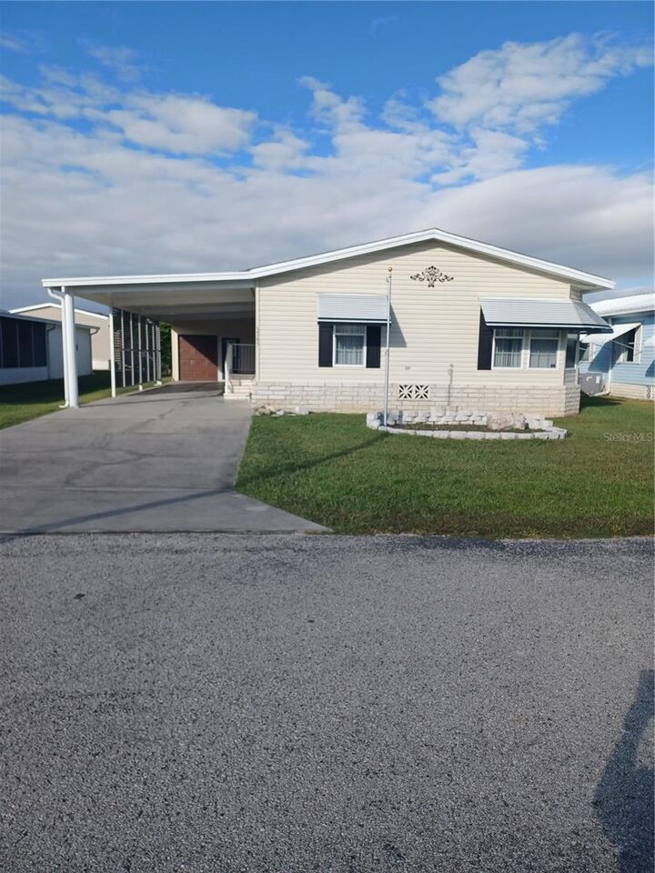 Property Photo:  5745 Pawnee Street  FL 33542