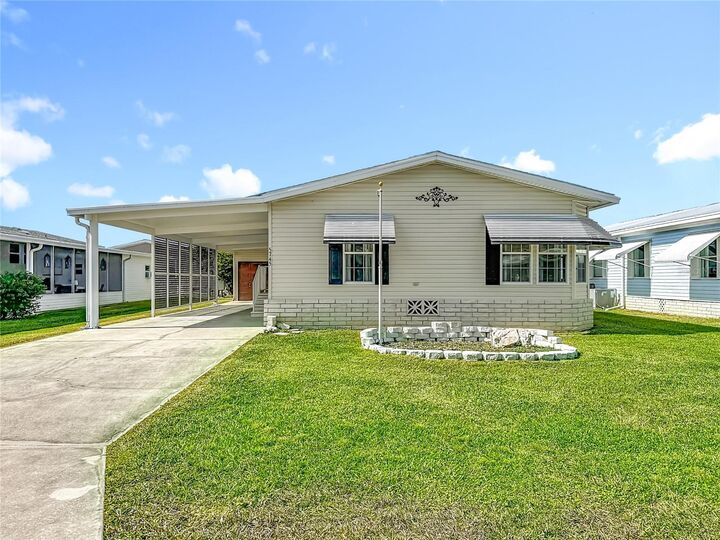 Property Photo:  5745 Pawnee Street  FL 33542 