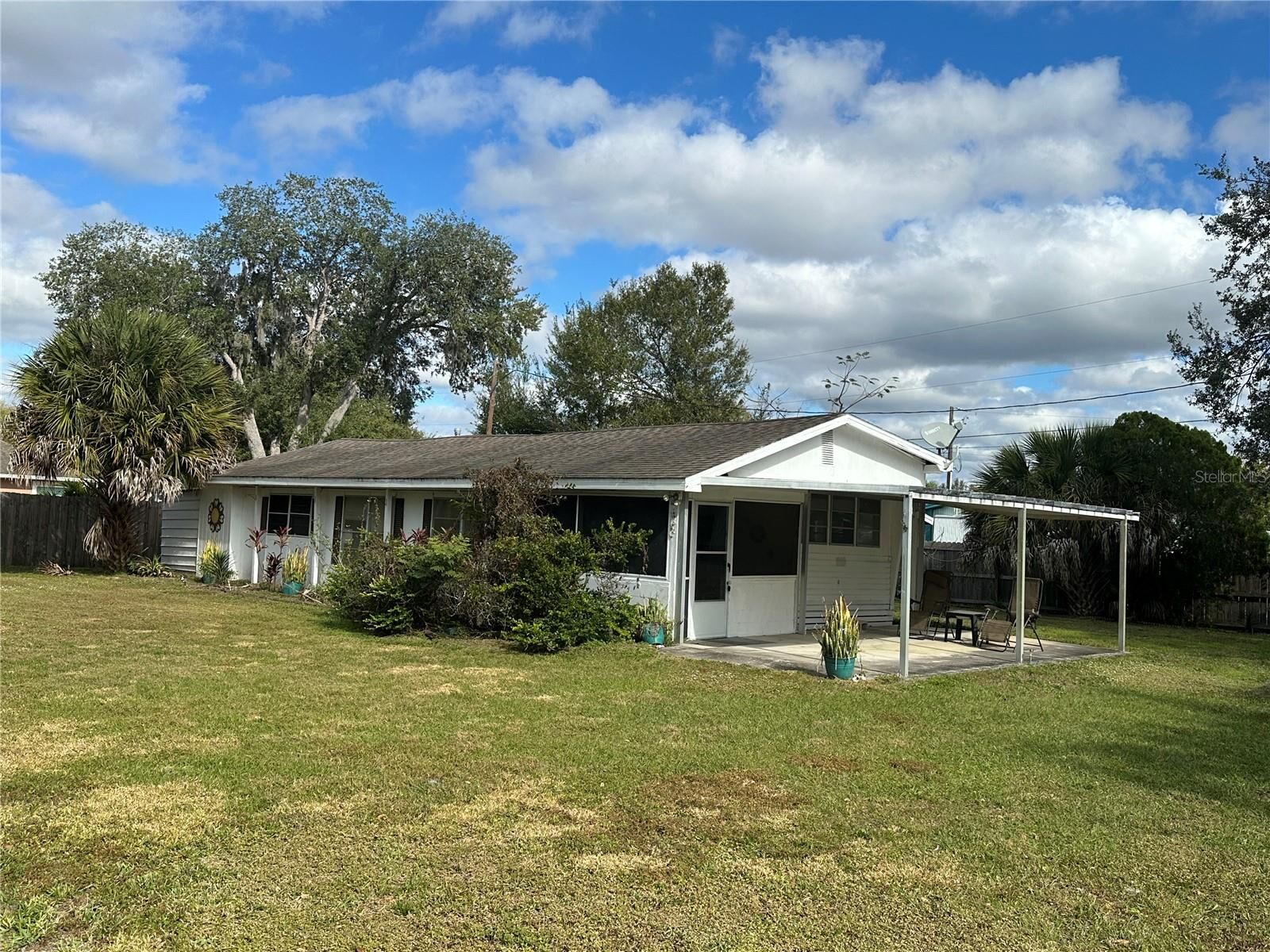 Property Photo:  1985 Aladdin Court  FL 34771 
