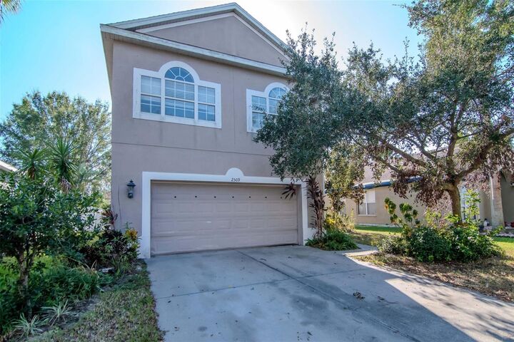 Property Photo:  2509 River Briar Boulevard  FL 33570 