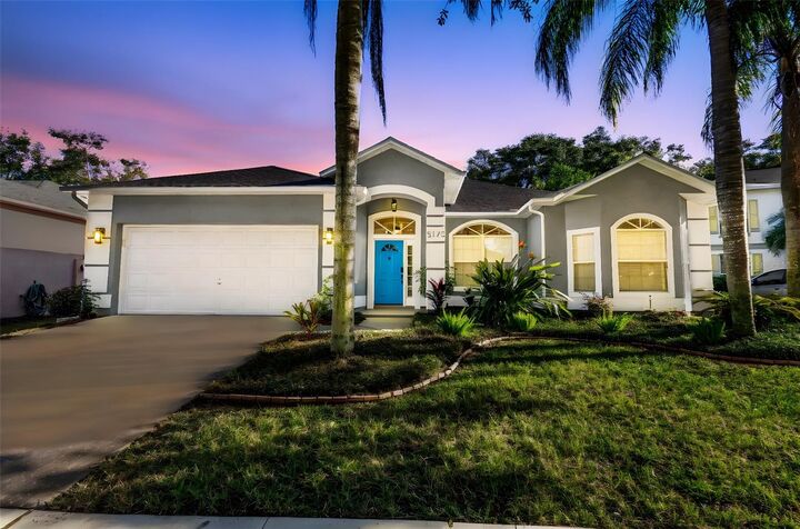 Property Photo:  5173 Jetsail Drive  FL 32812 