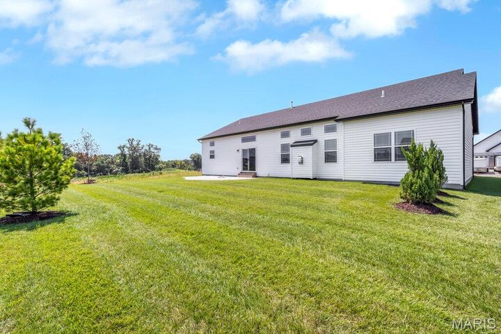 Property Photo:  212 Woodhurst  MO 63385 