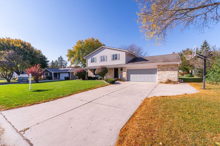 Property Photo:  3295 S 149th St  WI 53151 