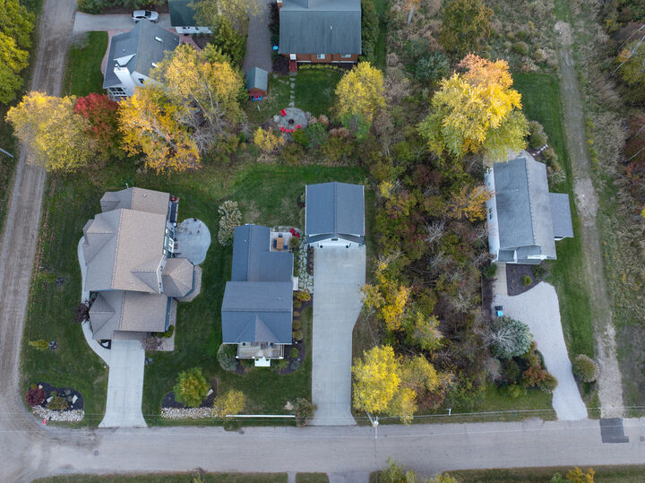 Property Photo:  6910 3rd Street  MI 49406