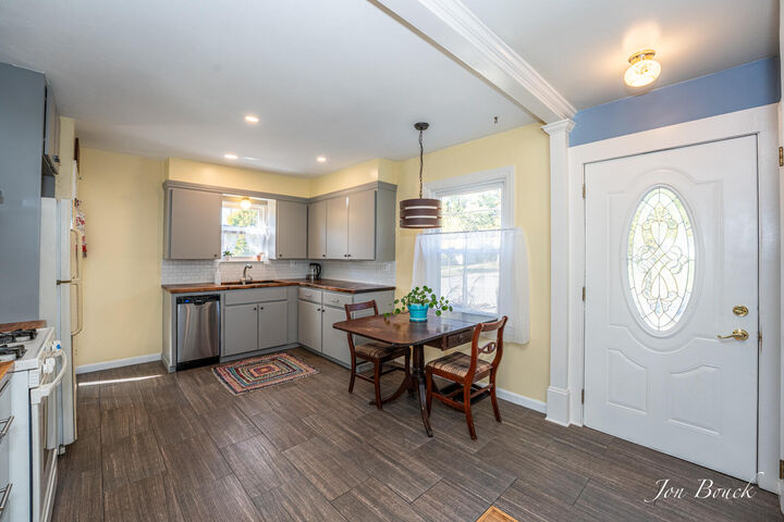 Property Photo:  900 Malta Street NE  MI 49503 