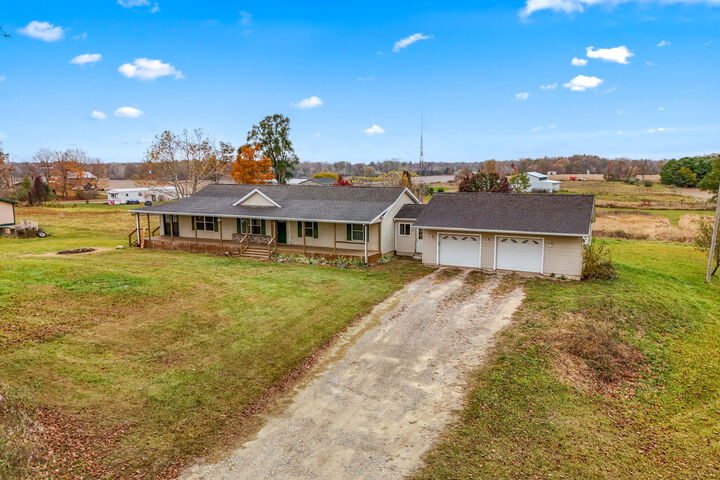 Property Photo: 7534 Robins Road MI 49242