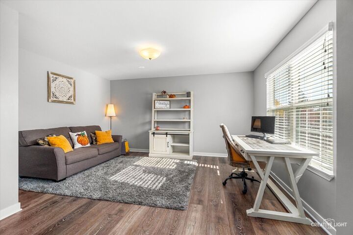 Property Photo: 6113 Oldcreek Lane IL 60431