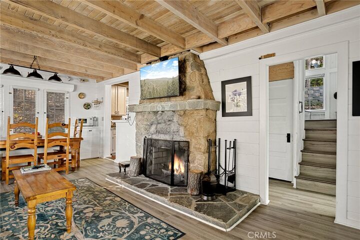 Property Photo: 265 Flower CA 92352