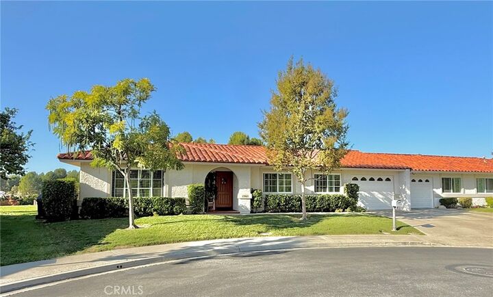 23611 Via Storni  Mission Viejo CA 92692 photo