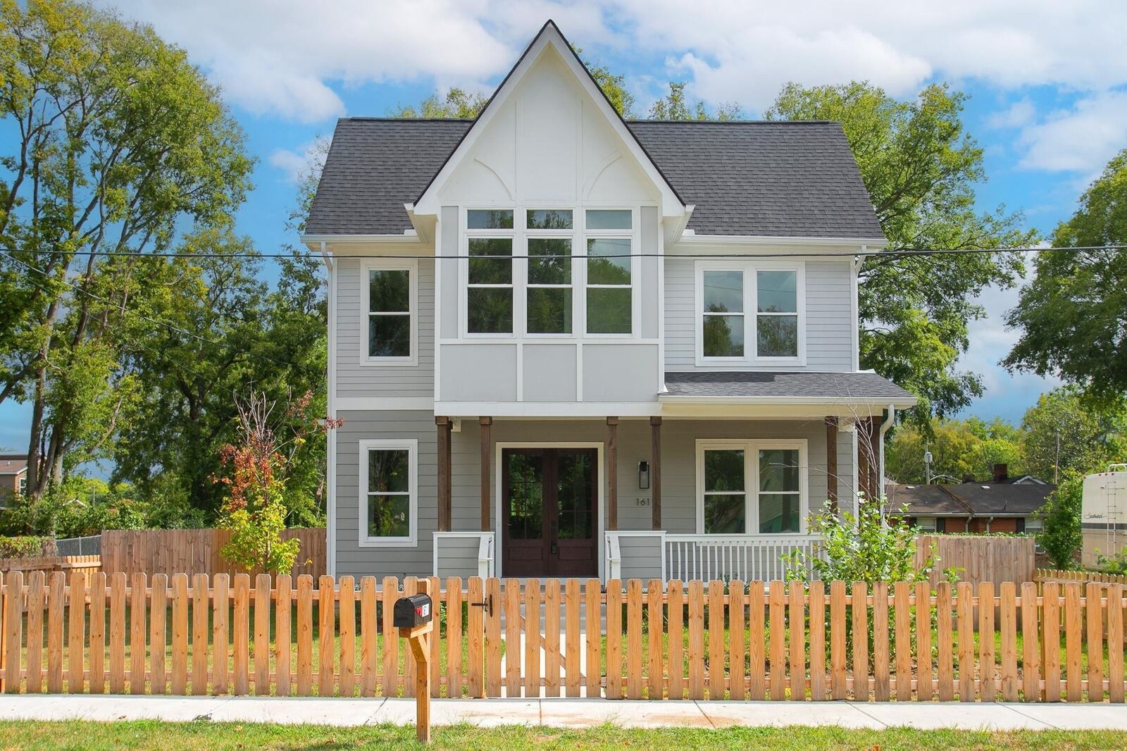 Property Photo: 1611 Century St TN 37208