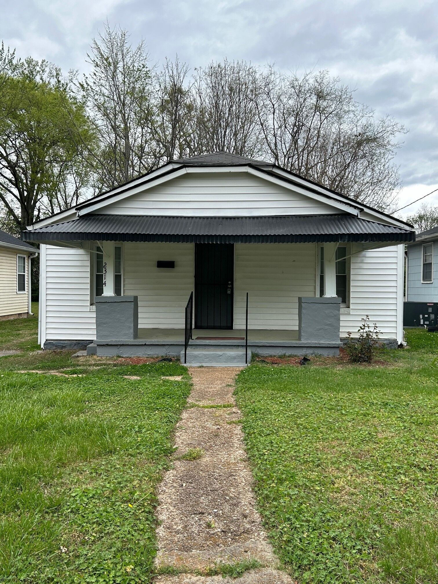 Property Photo:  2314 Alameda St  TN 37208 