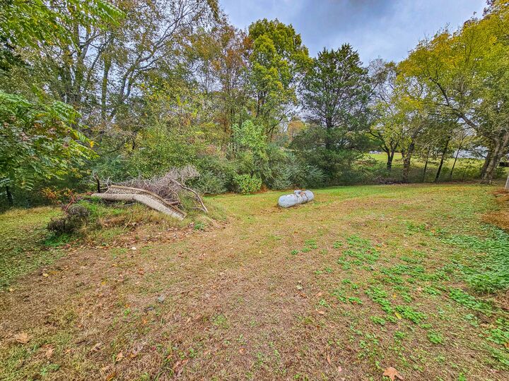 Property Photo: 495 Salem Rd TN 38473