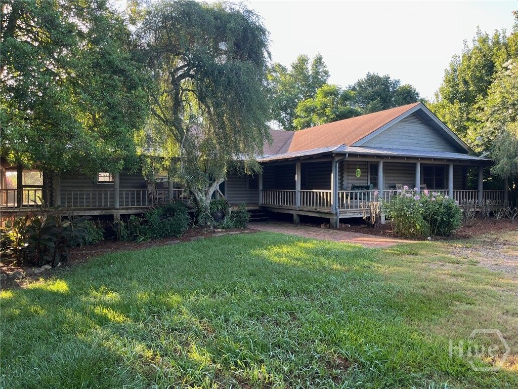 Property Photo:  1600 Campbell Drive  GA 30605 