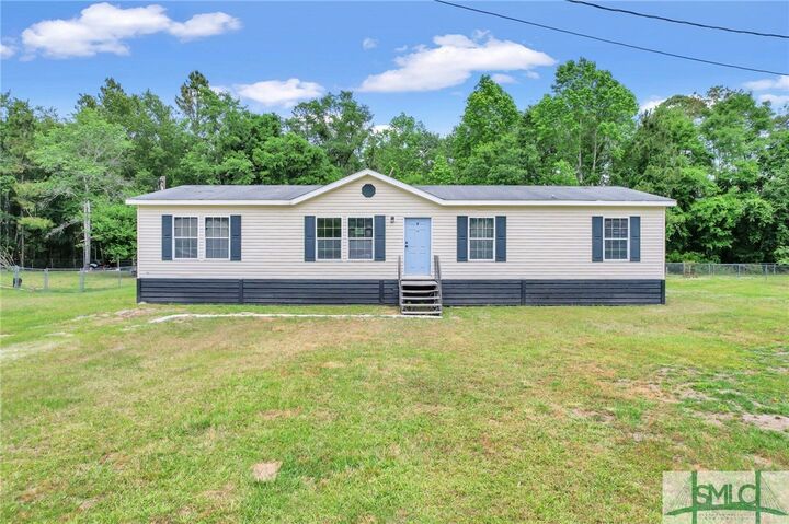 Property Photo:  287 NE Cathy Road  GA 31316 