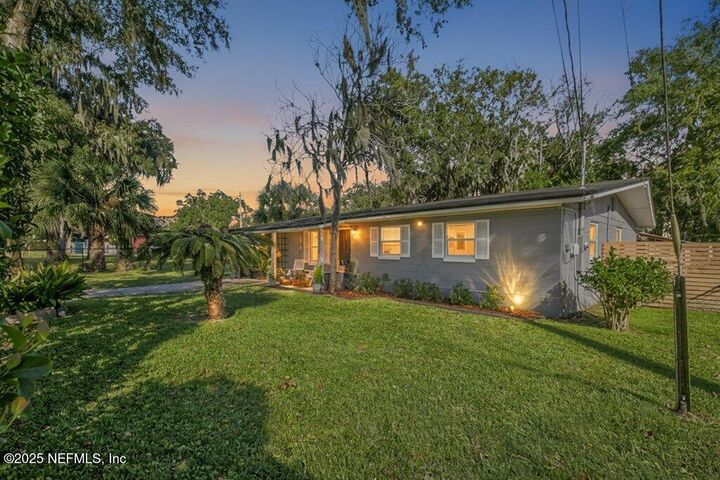 Property Photo:  1087 Spokane Avenue  FL 32233 