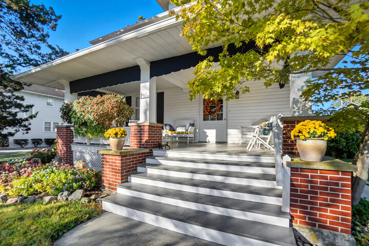 Property Photo:  1820 N Main Street  OH 45840 