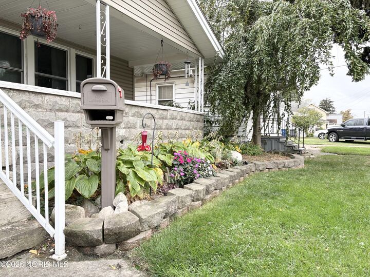 Property Photo:  2550 York Street  OH 43605 