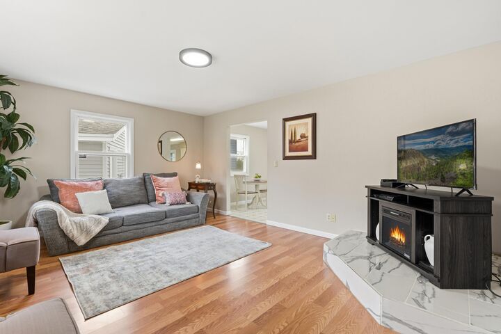 Property Photo: 6280 Carleda Way MN 55076