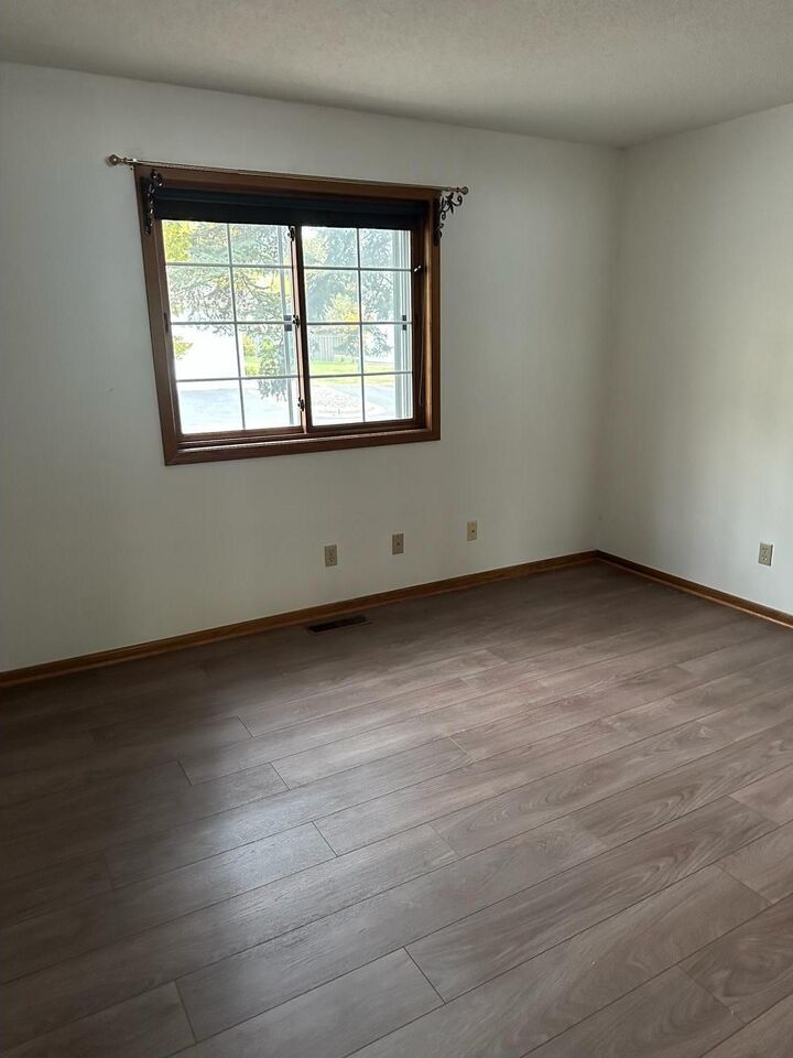 Property Photo:  4041 Maureen Drive NE 103ne  MN 55421