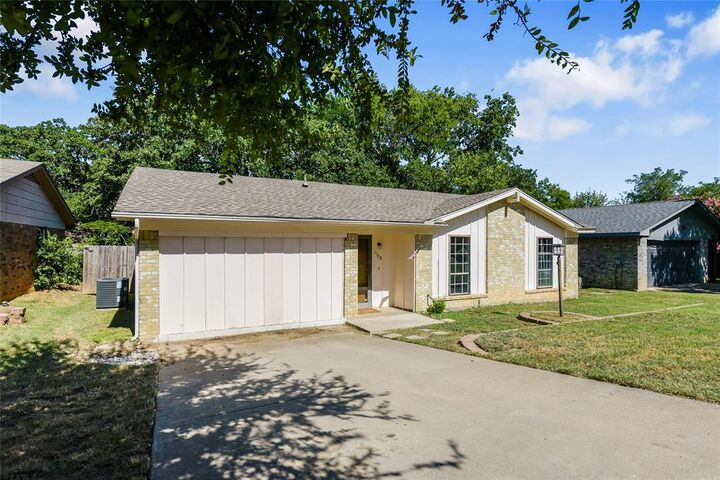 1108 Autumn Oak Drive  Denton TX 76209 photo