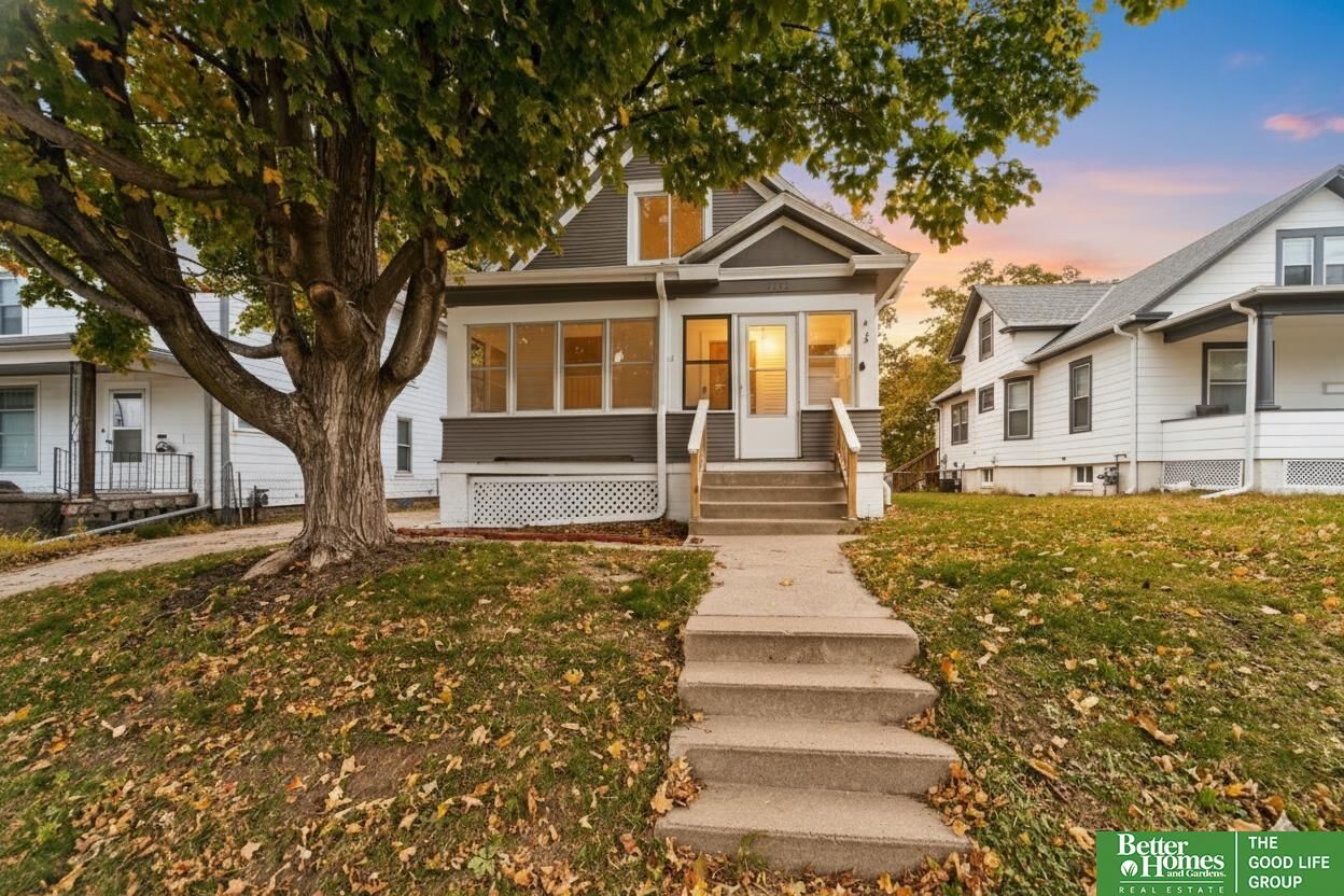 Property Photo:  2734 S 10th Street  NE 68108 
