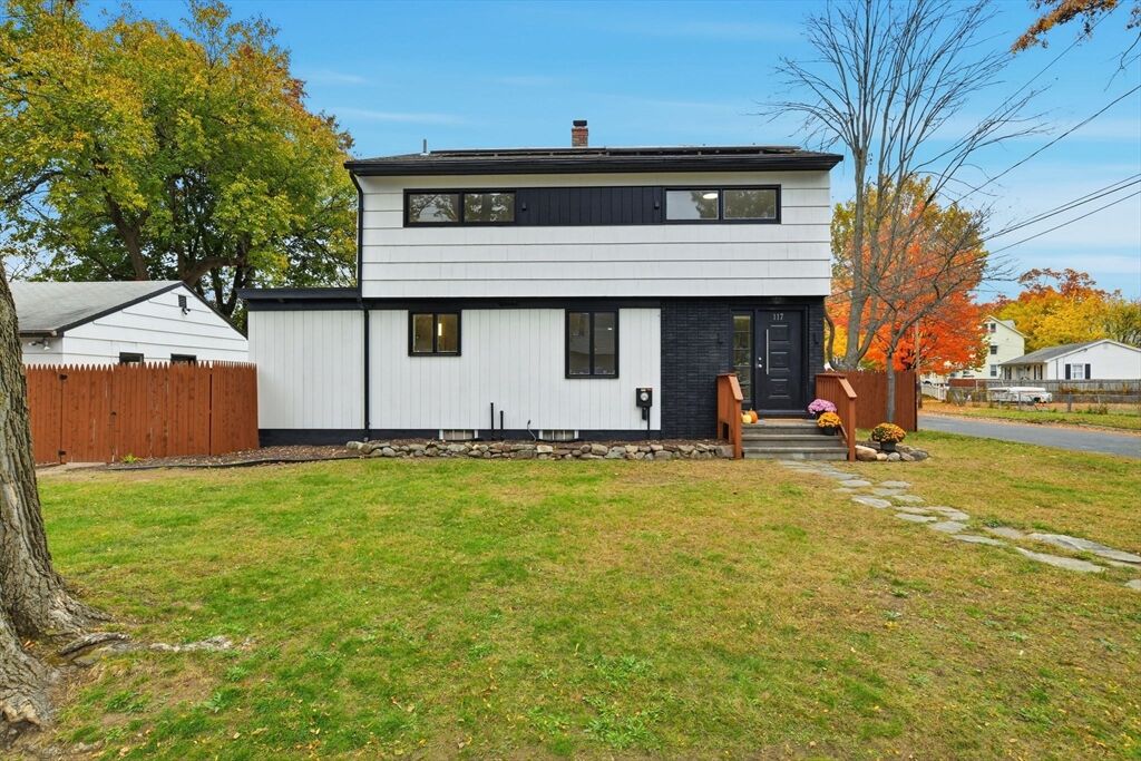 Property Photo:  117 Middle St  MA 01104