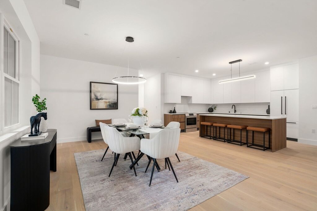 Property Photo:  16 Stearns 301  MA 02482