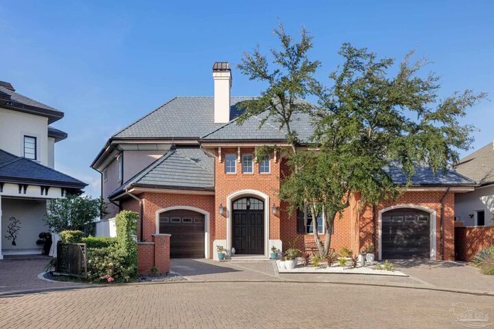 Property Photo: 17 Wharf Ave FL 32502