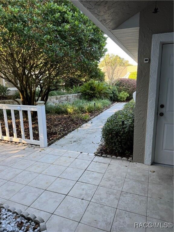 Property Photo:  1683 N Foxboro Loop  FL 34429 