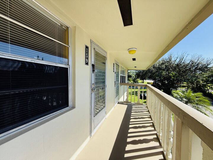 Property Photo: 159 Sussex H FL 33417