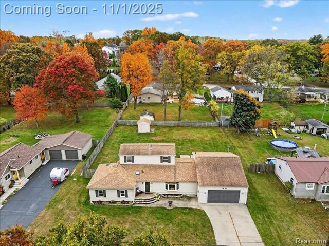 Property Photo:  5621 Delmas Road  MI 48348 