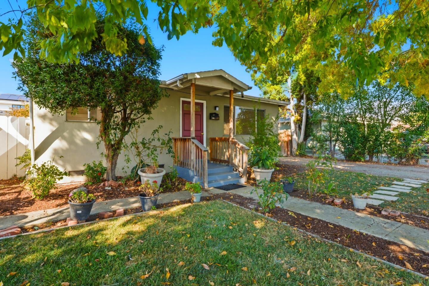 Property Photo:  603 Warrington Avenue  CA 94063 